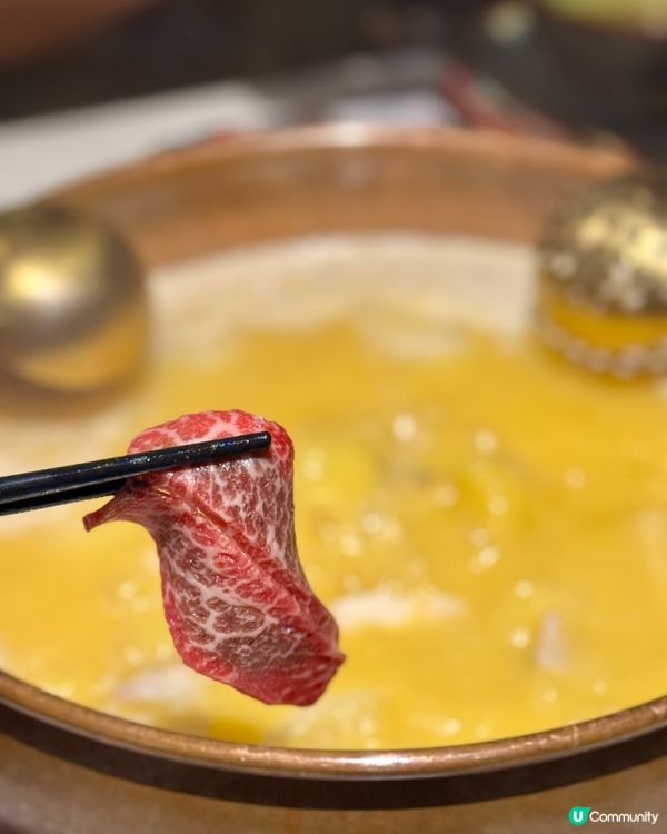 銅鑼灣異國風樓上火鍋 花膠雞鍋足料鮮甜