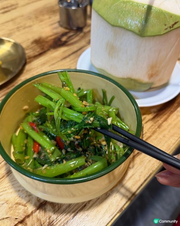 滑脆雞腳開胃沙律！ 🥢