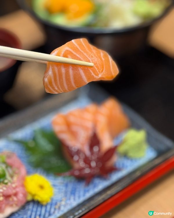 銅鑼灣$5就食到三文魚刺身🤤🥢
