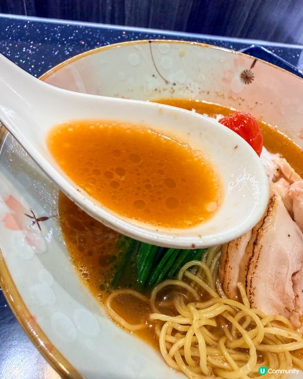 高雄美食｜只有兩款湯頭的拉麵店