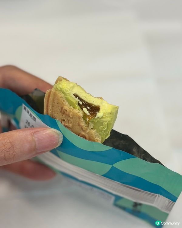 blue pond開心果味