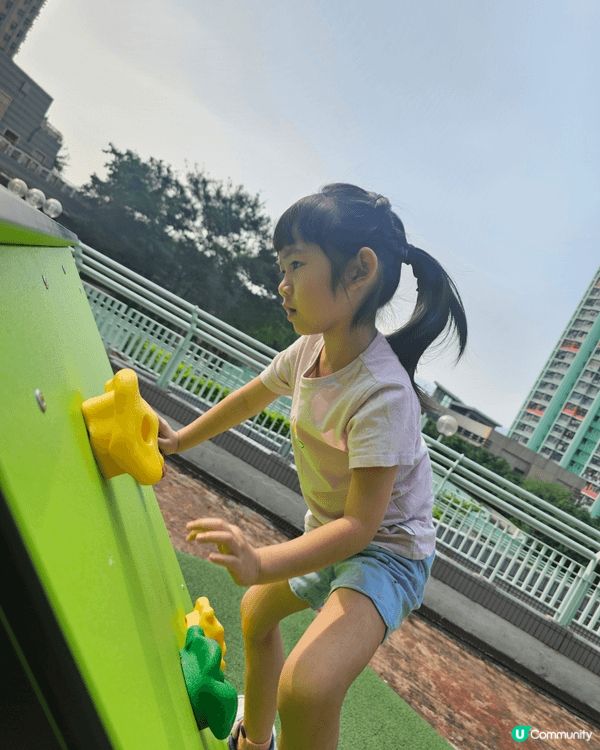 去澳門黑沙灣同官也街，仲有樓下公園，宜家夏天，帶小朋友出街又...