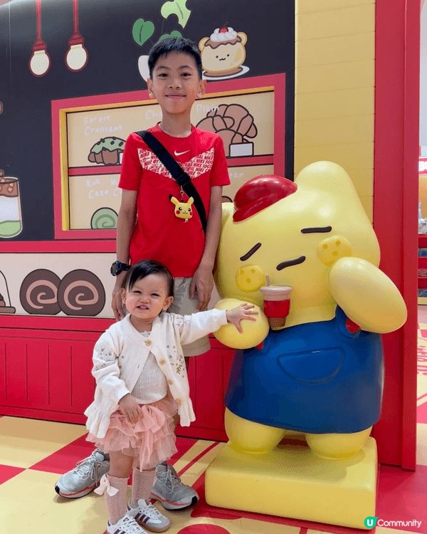 最近天氣唔係落雨就太熱，family day都係搵商場行吓食...