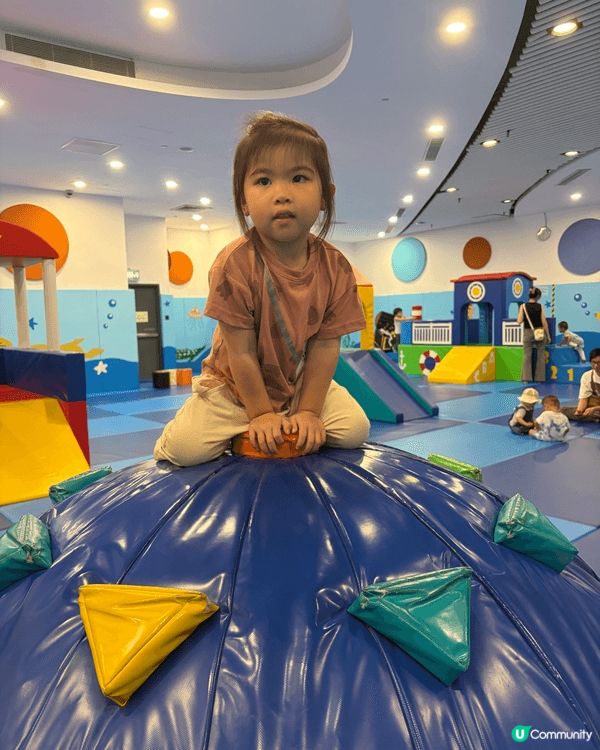 體育館內的兒童遊戲室絕對係春夏秋冬落雨去的好地方，有些遊戲室...