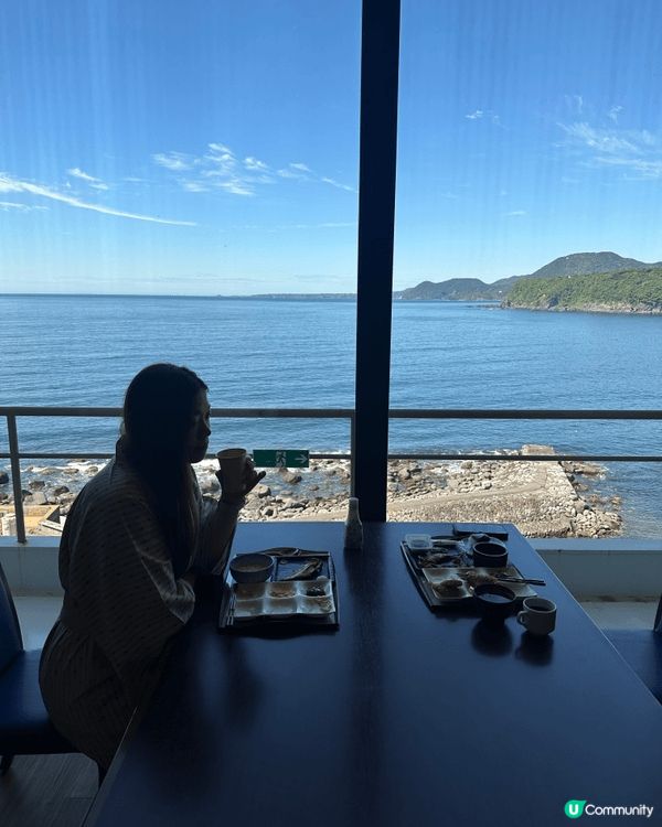 伊豆嘅温泉旅館銀水莊～風景超靚，個 lounge對正大海景，...