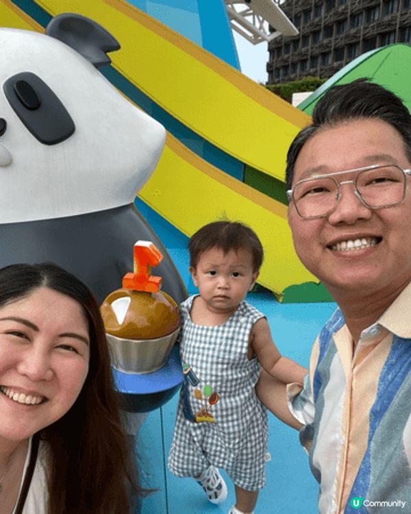 香港海洋公園之所以成為熱門的「打卡」好去處，是因為它完美融合...