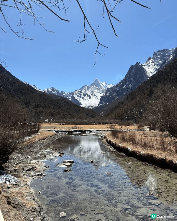 這是川西之旅— 稻城亞丁的壯麗景色，它被譽為《世界上最後一片...
