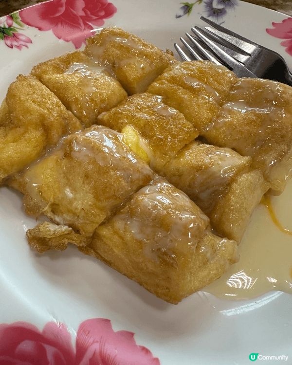 三張位於大埔墟新街市熟食區，欽記魚蛋河，東記豬扒雲吞還有李記...