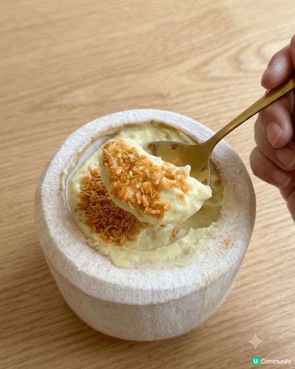 我同海豚妹一向都好鍾意食【茶大椰】🥥✨，啱啱考完試，當然要帶...