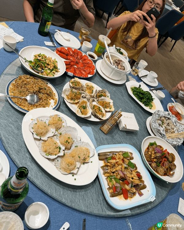 第一同第二是韓國料理，包菜豬腩肉&魚膏. 第三張是在鹽田食的...