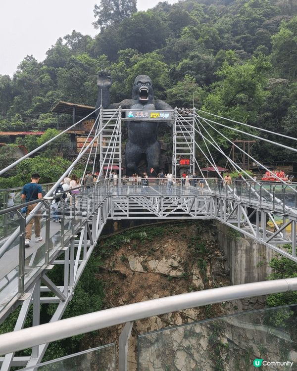 清遠距離香港唔遠，當中最值得去嘅景點有洞天仙境、峰林曉鎮同埋...