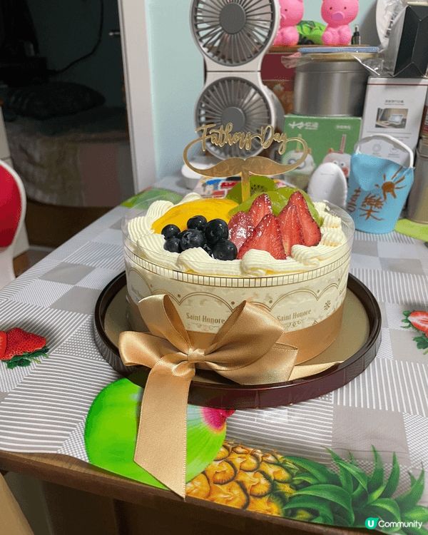 今個父親節，因為爸爸年紀大的關係，所以唔可以食太甜蛋糕，於是...