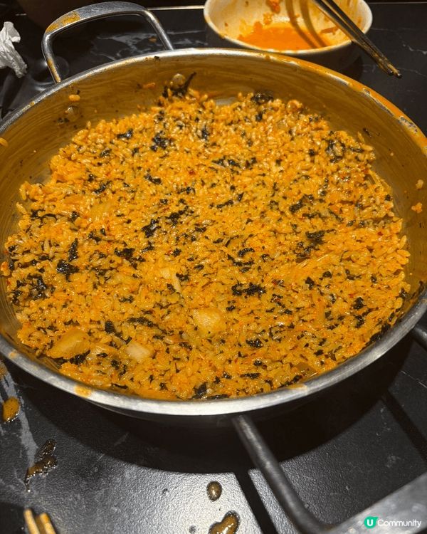 以上的圖片是在兩間韓國餐廳的食物，一間是青年大邦，一間是五福...