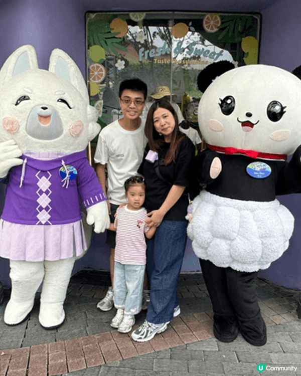 本人同小朋友很喜歡海洋公園, 已經第2次續海洋公園年飛, 因...