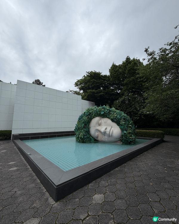 箱根美術館🩵絕美的一間美術館，除了有很多大型的藝術品，還有一...