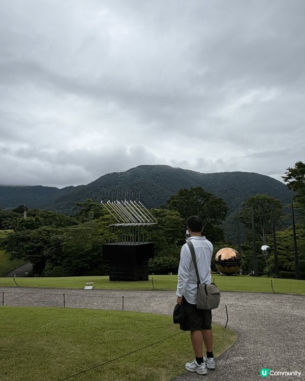 箱根美術館🩵絕美的一間美術館，除了有很多大型的藝術品，還有一...