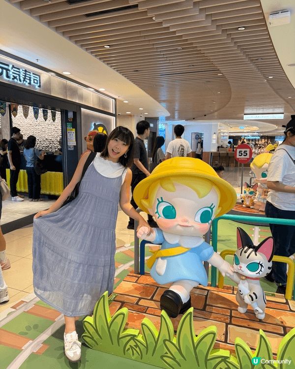 屯門市廣場有popmart入面嘅Molly公仔可以打卡，仲要...