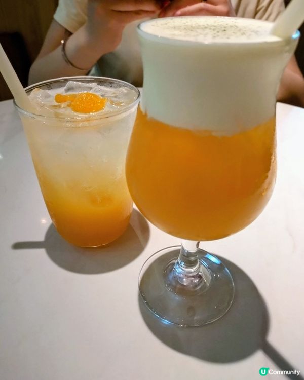 同朋友飲嘢打卡🥂