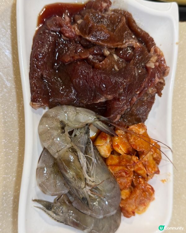 金滿洞在佐敦，午餐138元任飲任食，非常抵食