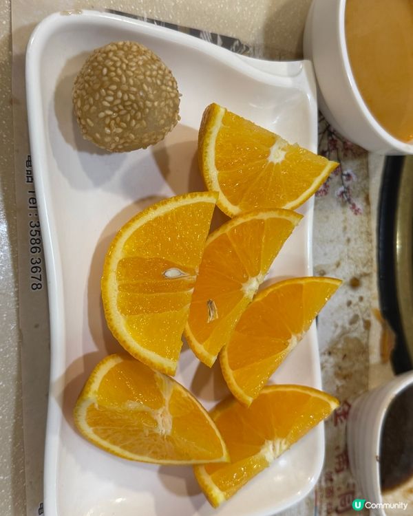 金滿洞在佐敦，午餐138元任飲任食，非常抵食
