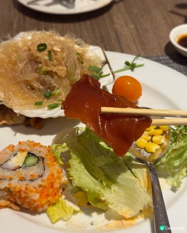 超出色buffet🤤必食芝士包！燉湯！