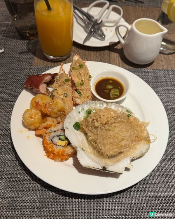 超出色buffet🤤必食芝士包！燉湯！