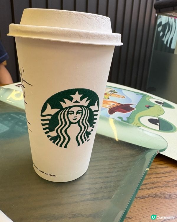 Starbucks ，買一送一牛油果鮮奶咖啡