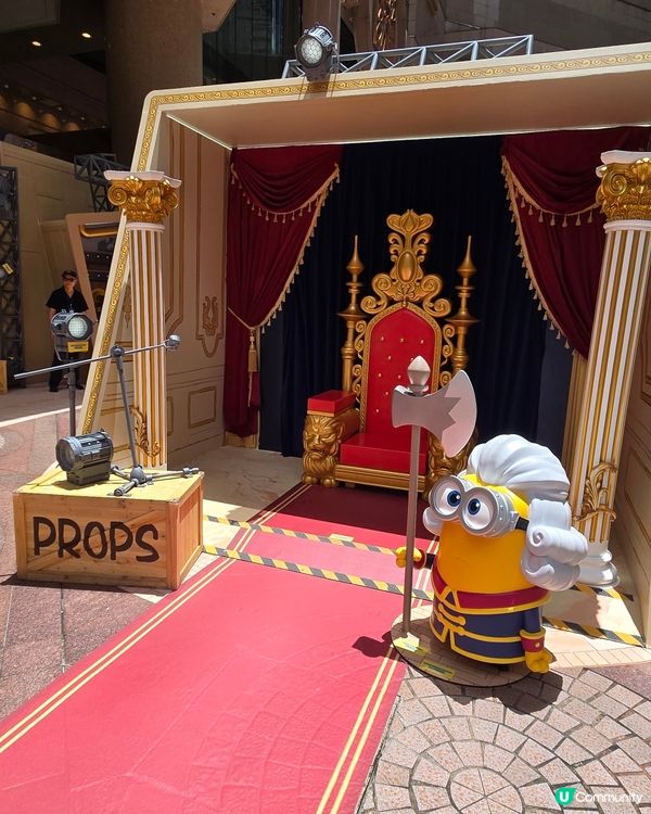 minions & monsters