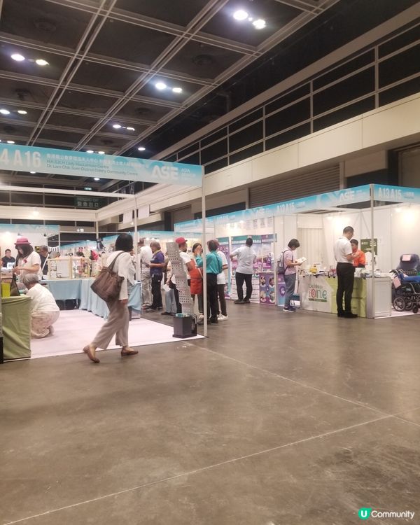 銀髮展