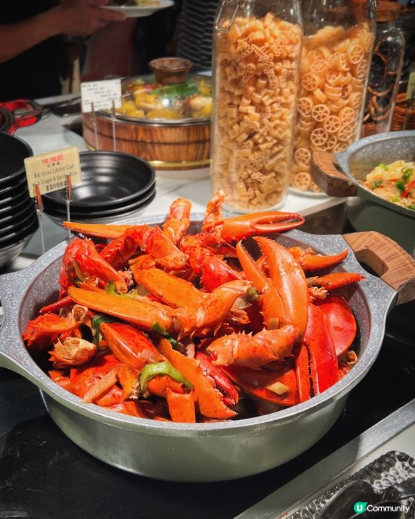 和友人相約來了位於沙田市中心帝都酒店3樓的｢柏麗廳｣品嚐自助...