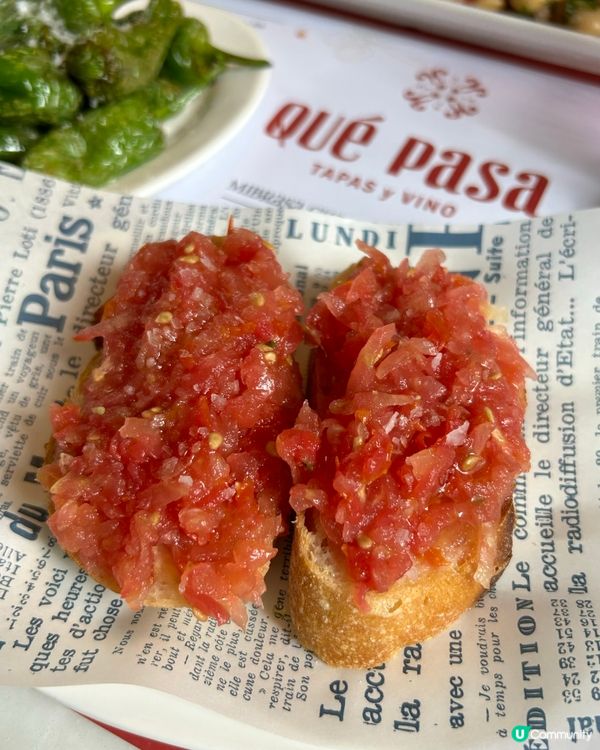 假日再次到大坑這間西班牙🇪🇸餐廳, 外籍服務員有禮親善,餐廳...