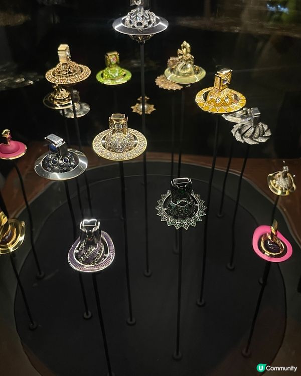 Vivienne westwood 珠寶展