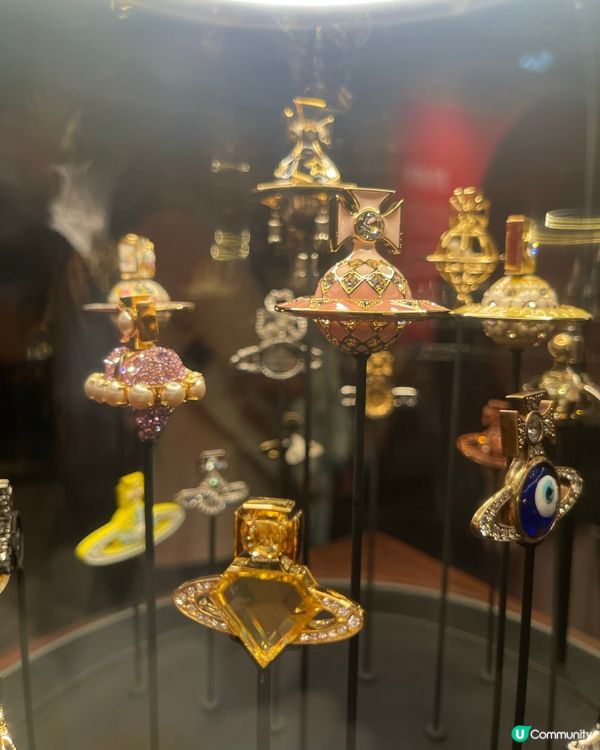 Vivienne westwood 珠寶展