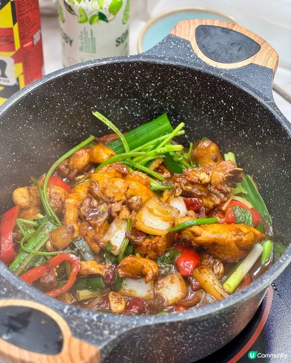 荃灣大滿足任食火鍋 麻辣雞煲惹味