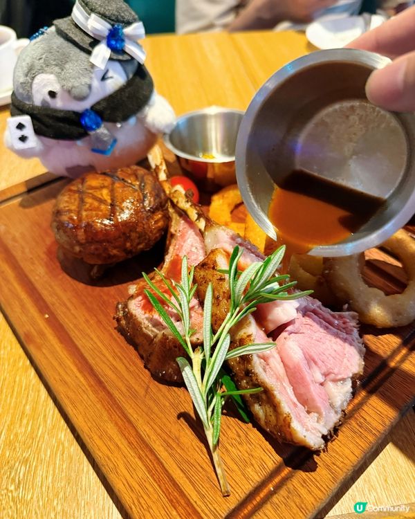 音樂美食天堂，一次滿足！🎵🍖