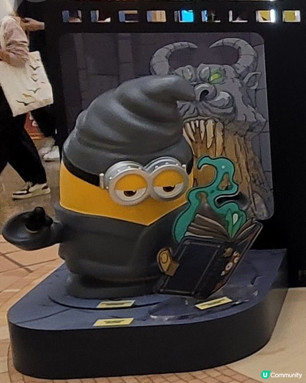 minions & monsters