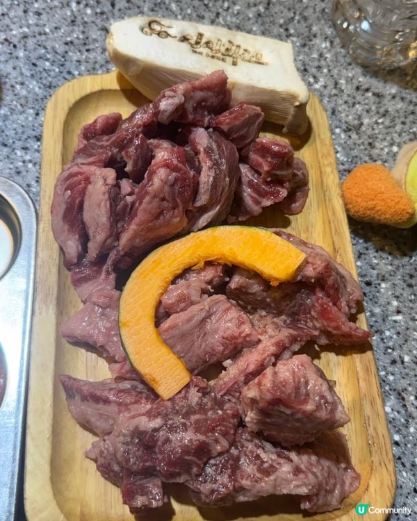 弘大食燒牛肉，豬肉