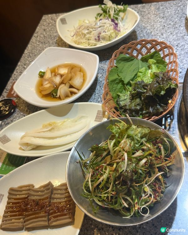 弘大食燒牛肉，豬肉