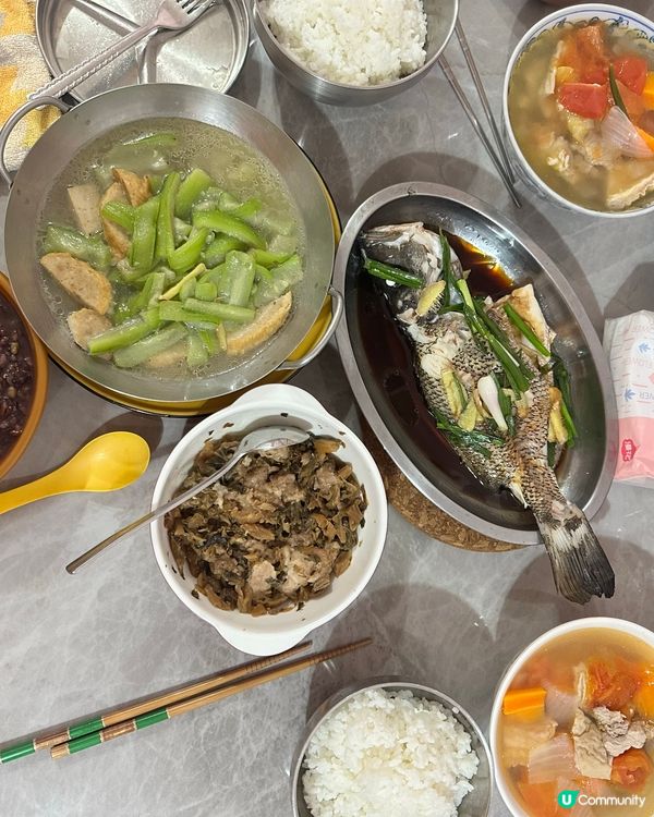 今晚晚餐亞媽煮嘅餸