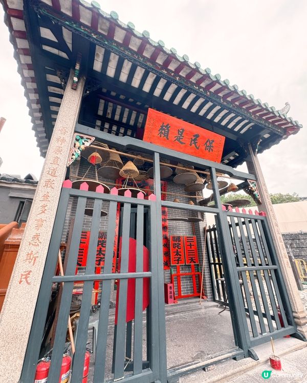 哪吒廟祈福體驗中西文化交融