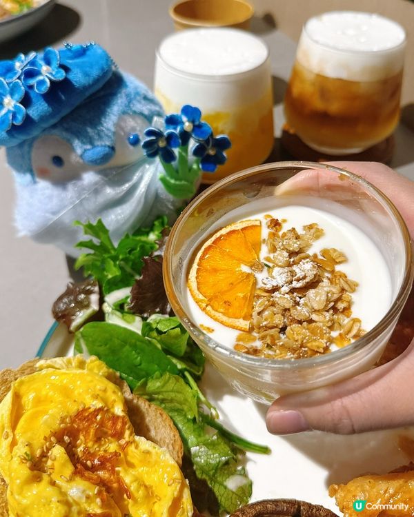 🌟 最近去咗Umi食飯,面向維港海景真係絕了!坐喺窗邊位,一...