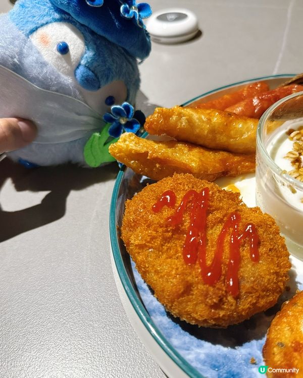 🌟 最近去咗Umi食飯,面向維港海景真係絕了!坐喺窗邊位,一...