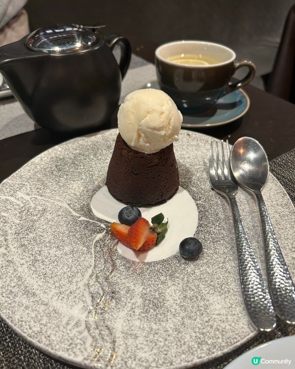 一向喜歡呢間法國🇫🇷菜餐廳Gaijin🧡環境舒適,燈光浪漫💕...