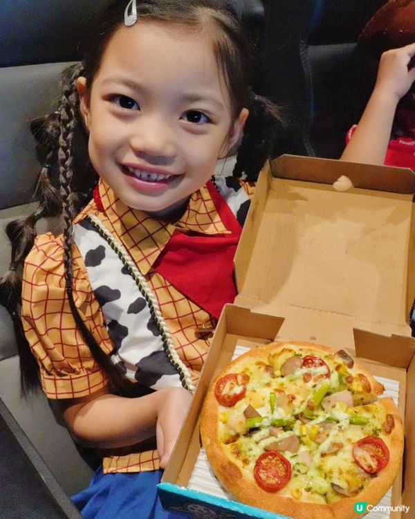 Pizza Hut 全新三眼仔批