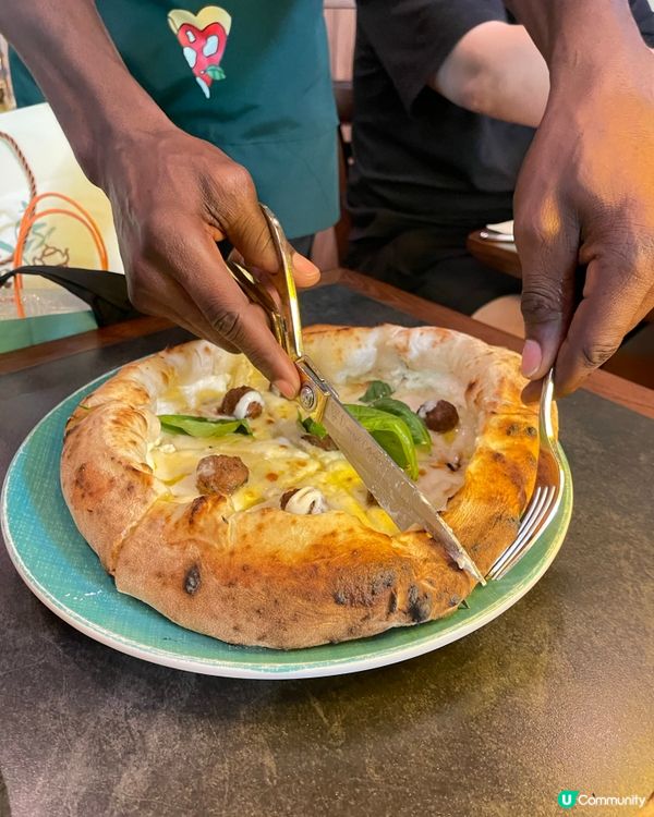 拎咗世界冠軍嘅napoli pizza, 真係咁世一？！