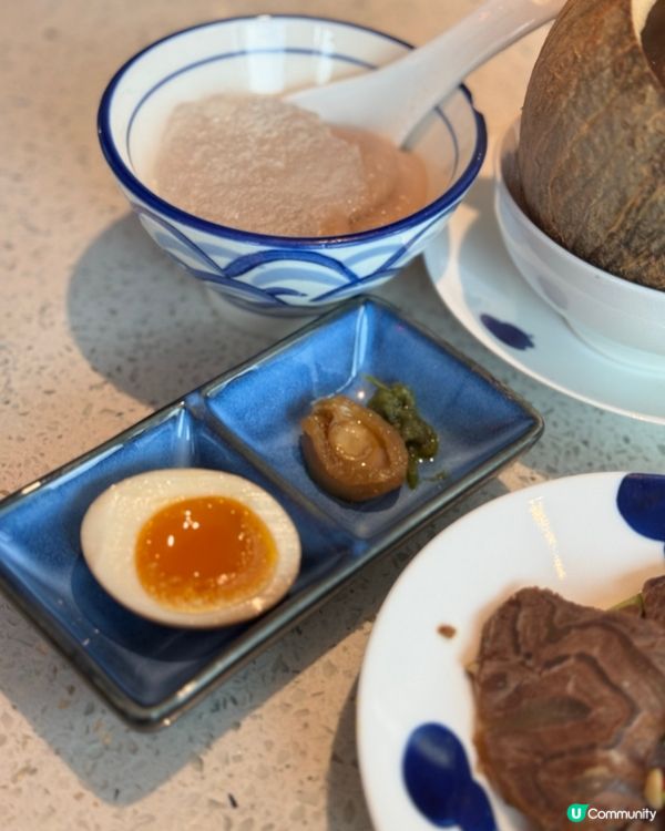 椰子燉雞湯 世一