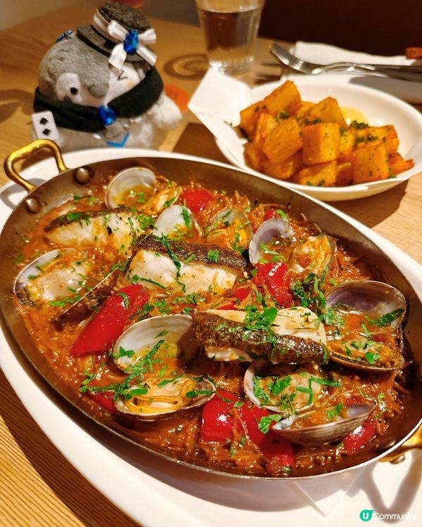 最近和朋友去咗Carmela食晚飯,真係好驚喜!呢間餐廳係F...