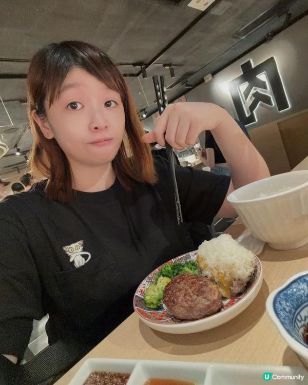 🔥視覺味覺雙重震撼🥩即場現烤「肉肉大米」漢堡排 🥢