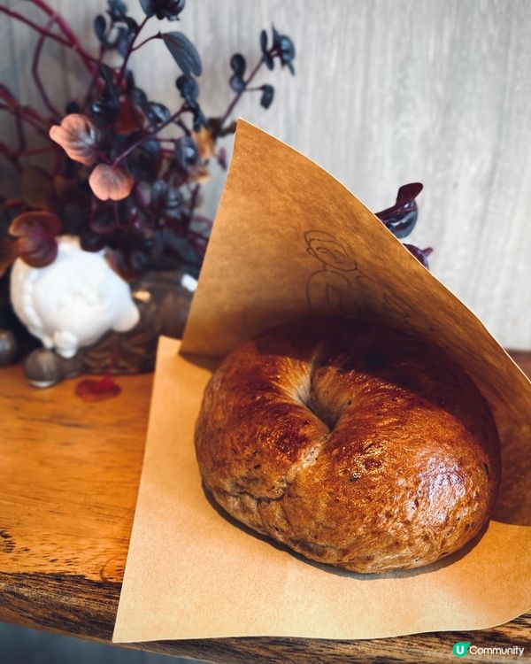 銅鑼灣chill cafe小店☕️ 酸種貝果拉花咖啡😋