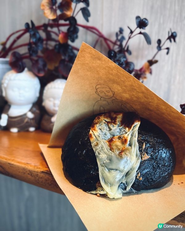 銅鑼灣chill cafe小店☕️ 酸種貝果拉花咖啡😋